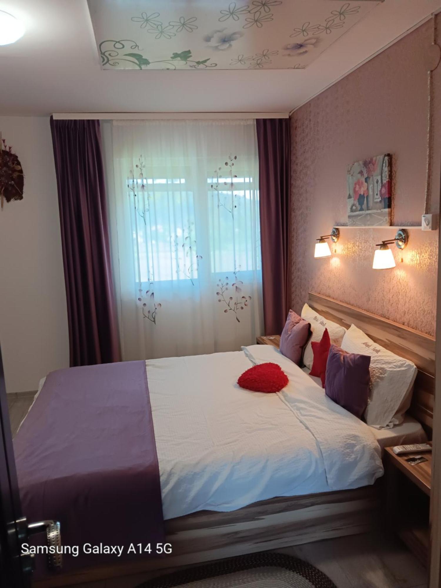 Villa Casa Cu Semineu Moieciu à Moieciu de Jos Extérieur photo