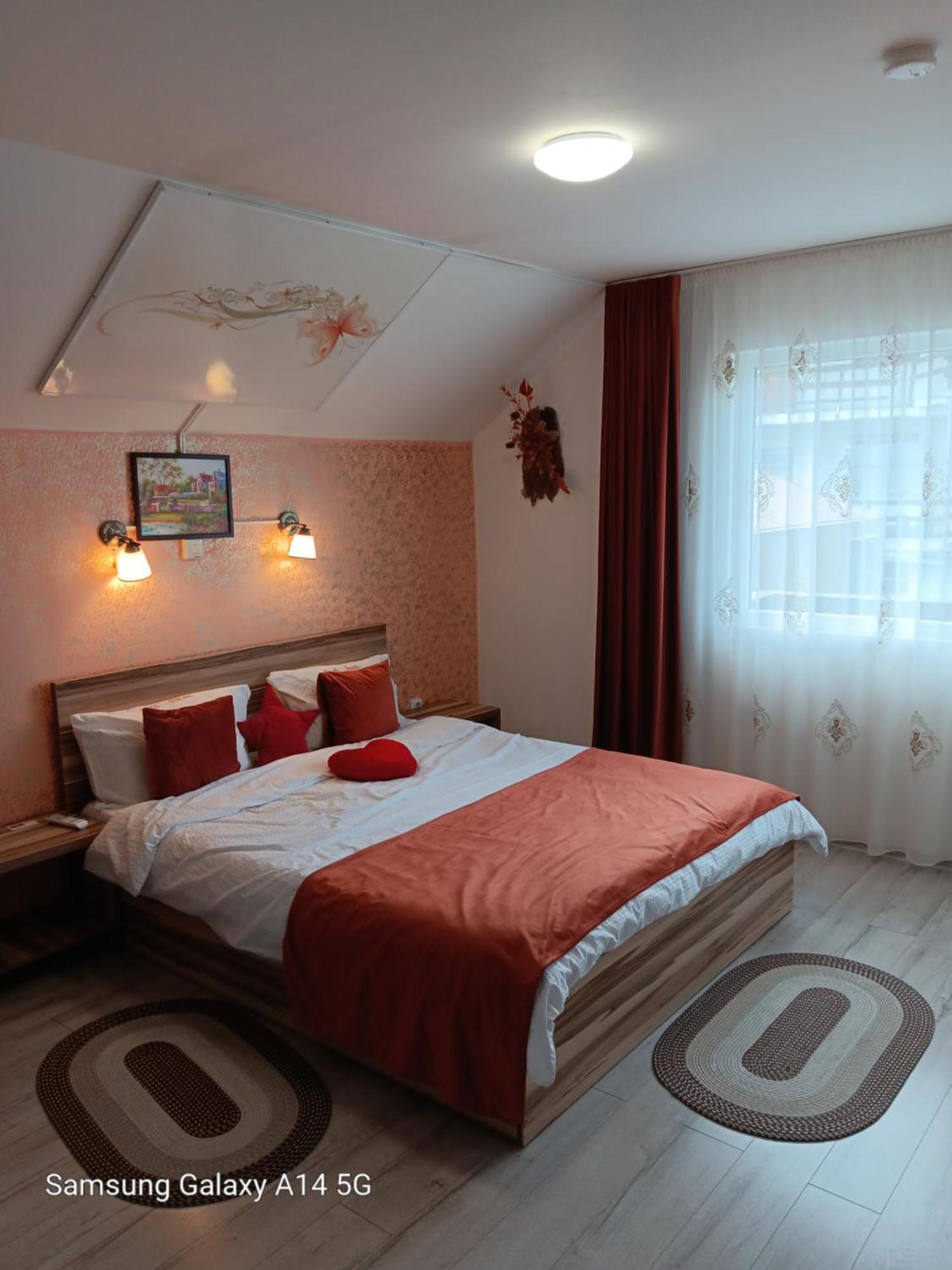 Villa Casa Cu Semineu Moieciu à Moieciu de Jos Extérieur photo